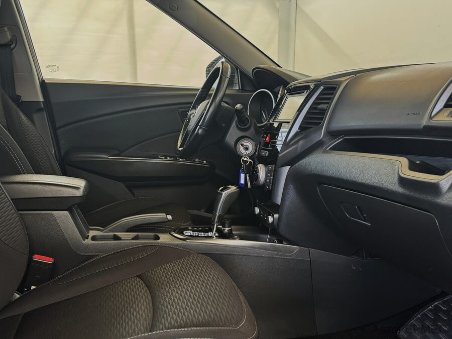 Фото SsangYong Xlv I с пробегом | №11