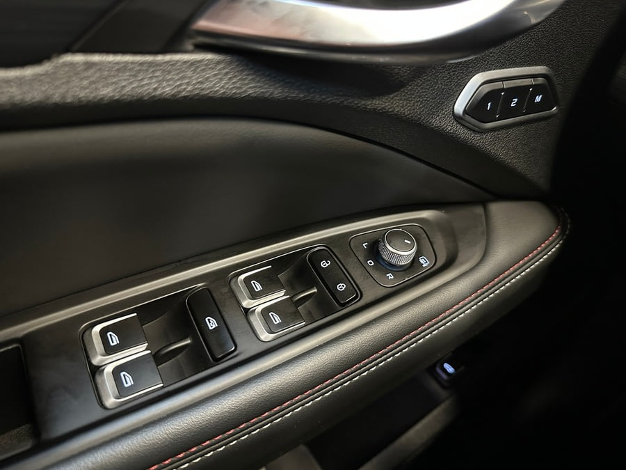 Фото GEELY Tugella I Рестайлинг с пробегом | №12 Фото GEELY Tugella I Рестайлинг с пробегом | №12