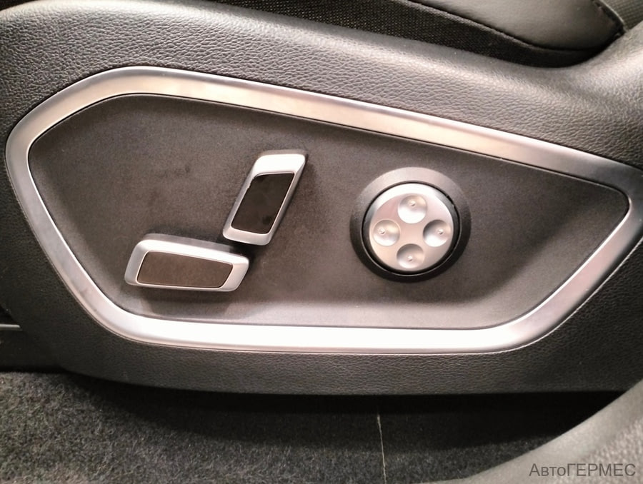 Фото GEELY Tugella I Рестайлинг с пробегом | №15 Фото GEELY Tugella I Рестайлинг с пробегом | №15