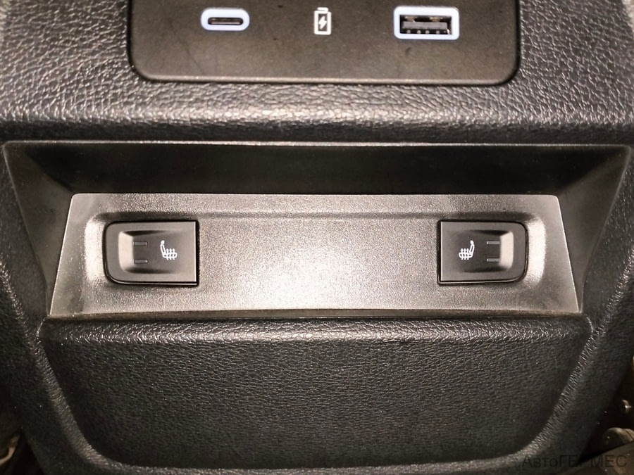 Фото GEELY Tugella I Рестайлинг с пробегом | №14 Фото GEELY Tugella I Рестайлинг с пробегом | №14