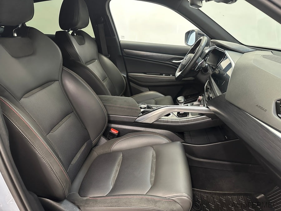 Фото GEELY Tugella I Рестайлинг с пробегом | №17