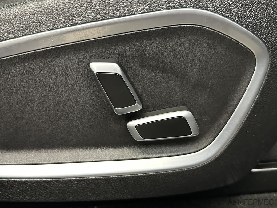 Фото GEELY Tugella I Рестайлинг с пробегом | №15 Фото GEELY Tugella I Рестайлинг с пробегом | №15