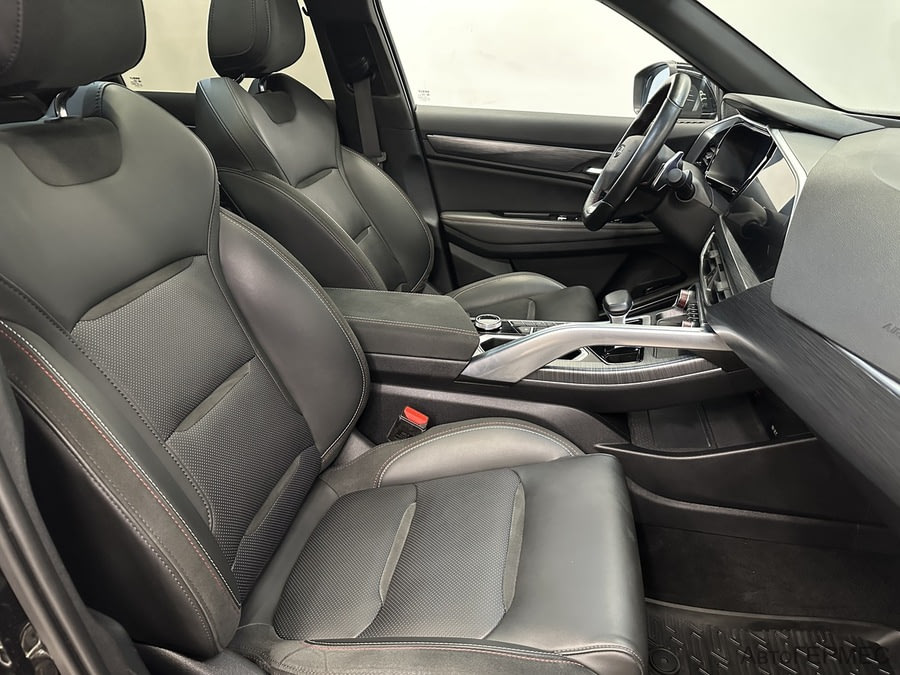 Фото GEELY Tugella I Рестайлинг с пробегом | №19 Фото GEELY Tugella I Рестайлинг с пробегом | №19