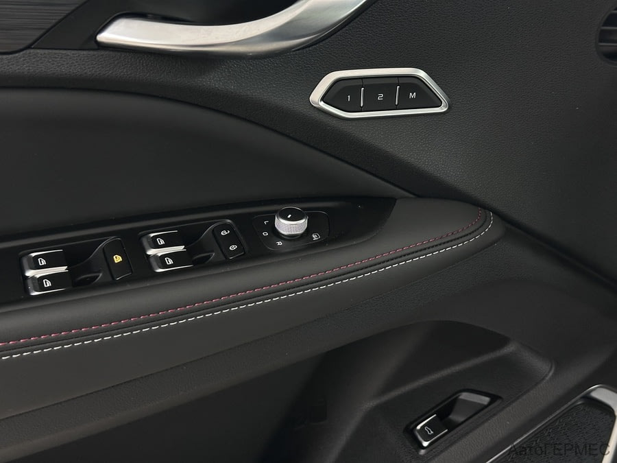 Фото GEELY Tugella I Рестайлинг с пробегом | №10 Фото GEELY Tugella I Рестайлинг с пробегом | №10