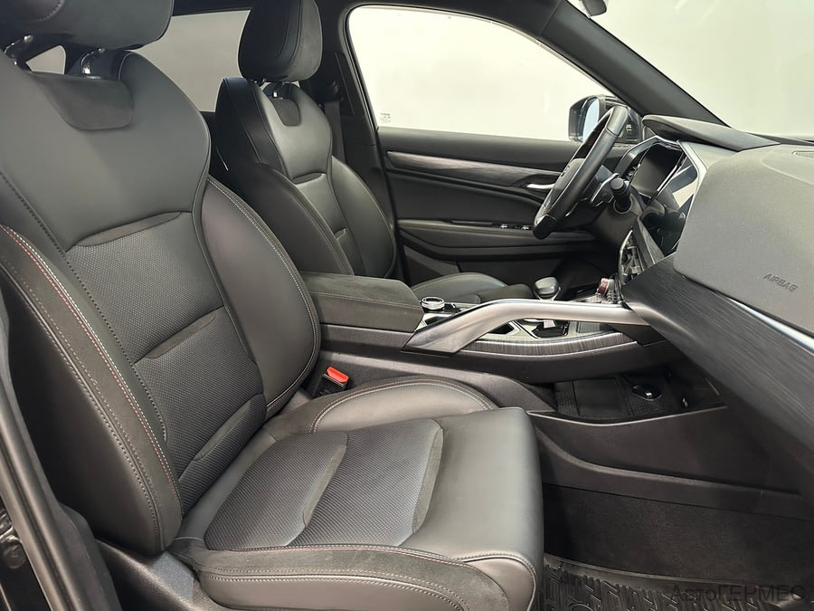 Фото GEELY Tugella I Рестайлинг с пробегом | №16