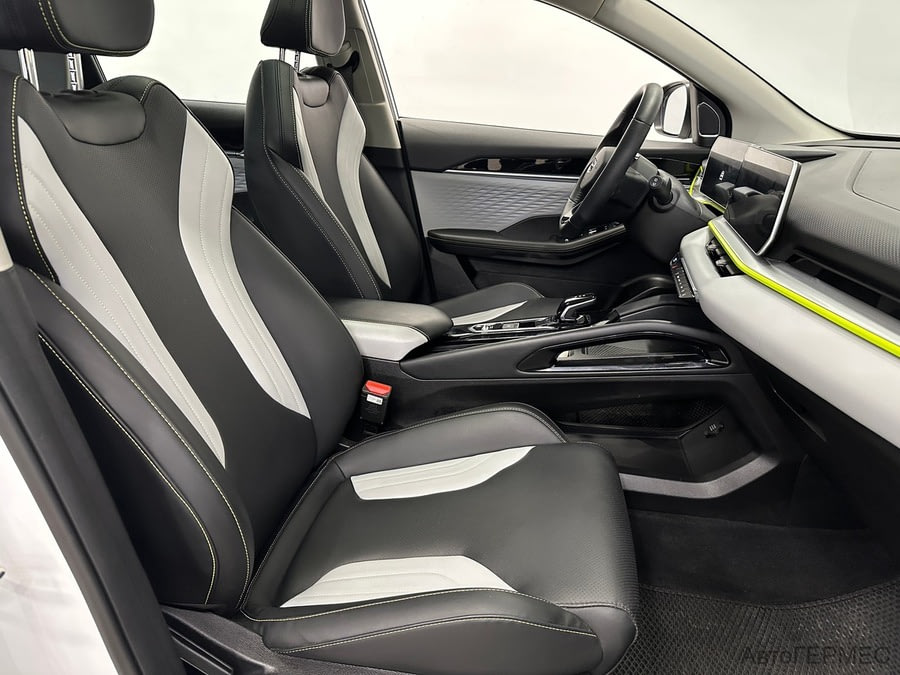 Фото GEELY Coolray I Рестайлинг с пробегом | №12 Фото GEELY Coolray I Рестайлинг с пробегом | №12