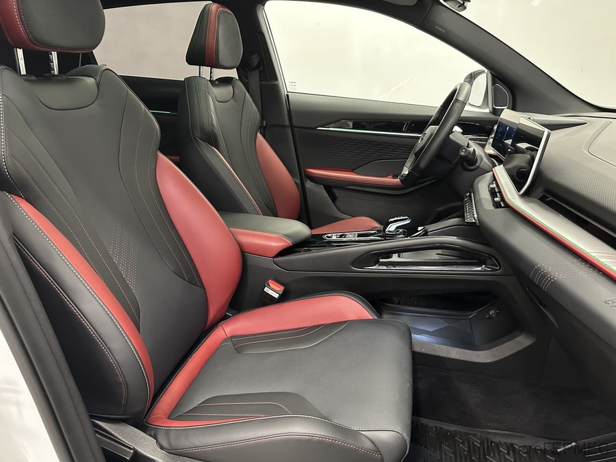 Фото GEELY Coolray I Рестайлинг с пробегом | №13 Фото GEELY Coolray I Рестайлинг с пробегом | №13