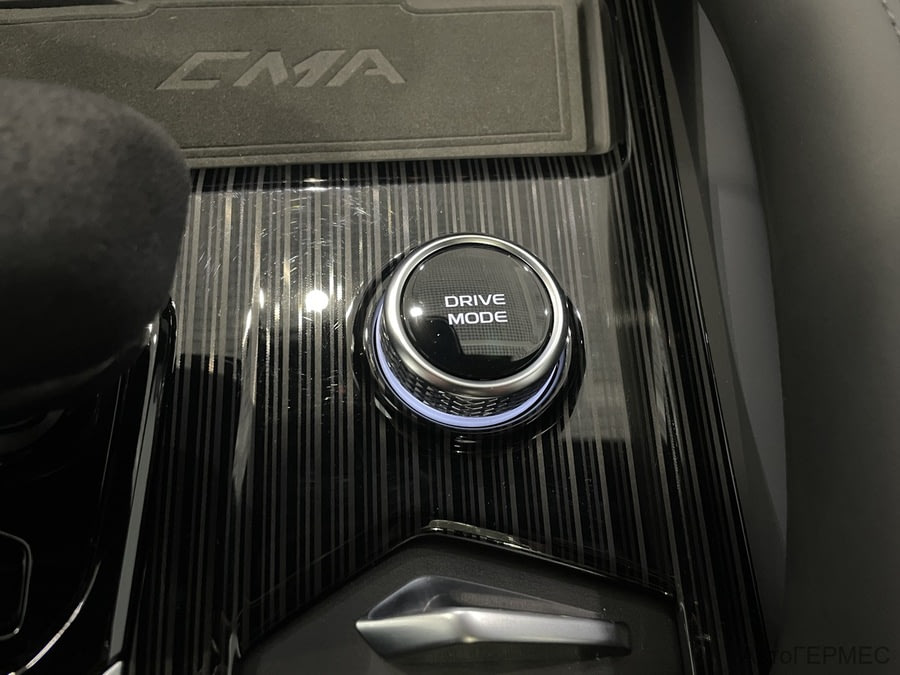 Фото GEELY Monjaro I с пробегом | №12 Фото GEELY Monjaro I с пробегом | №12