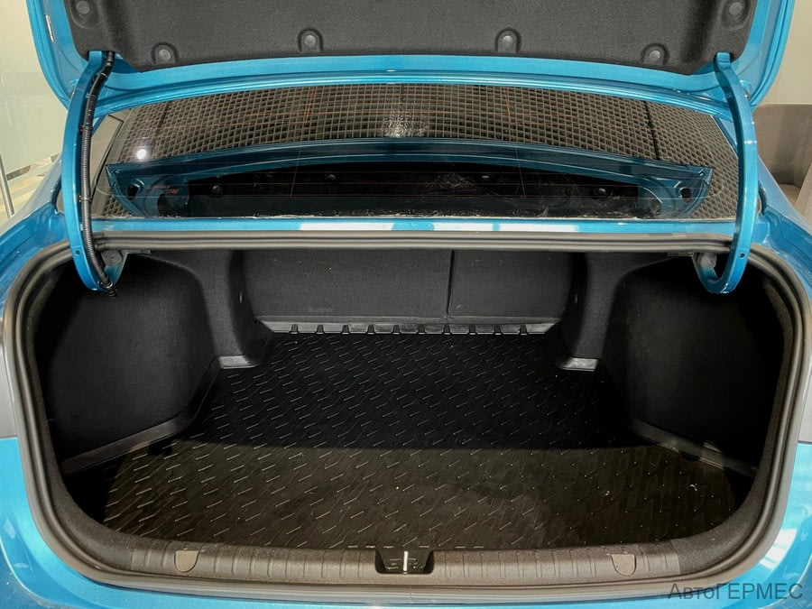 Фото GEELY Emgrand II с пробегом | №16 Фото GEELY Emgrand II с пробегом | №16