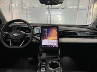 Фото GEELY Atlas II с пробегом