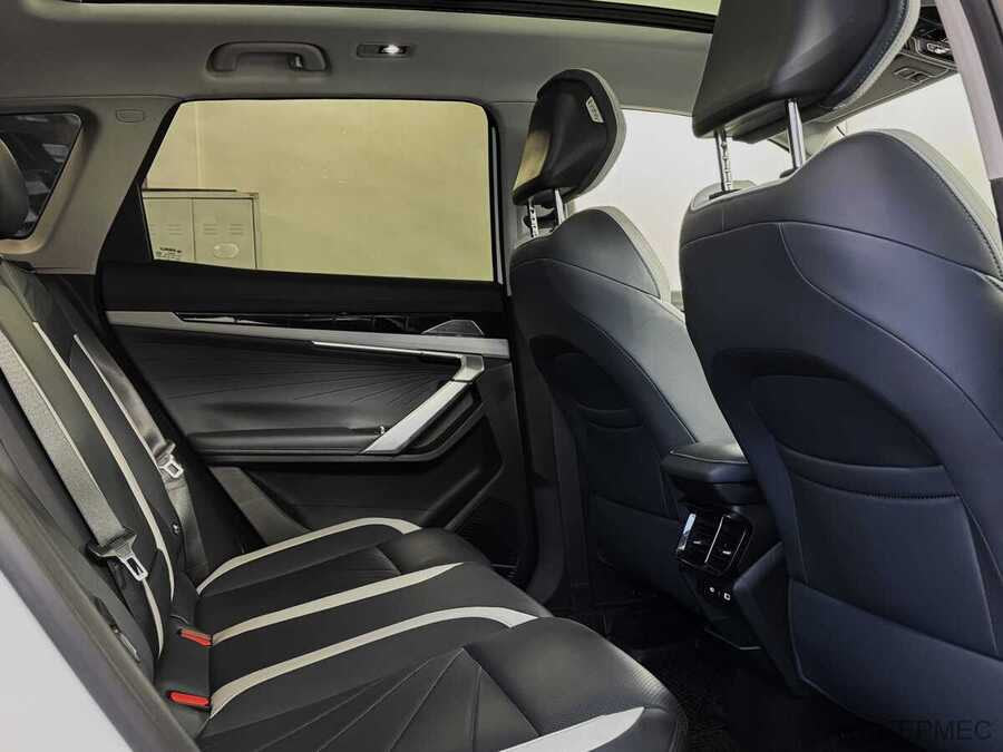 Фото GEELY Atlas II с пробегом | №16