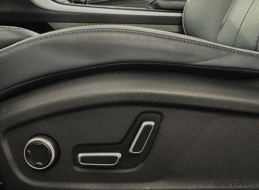 Фото GEELY Atlas II с пробегом | №12 Фото GEELY Atlas II с пробегом | №12