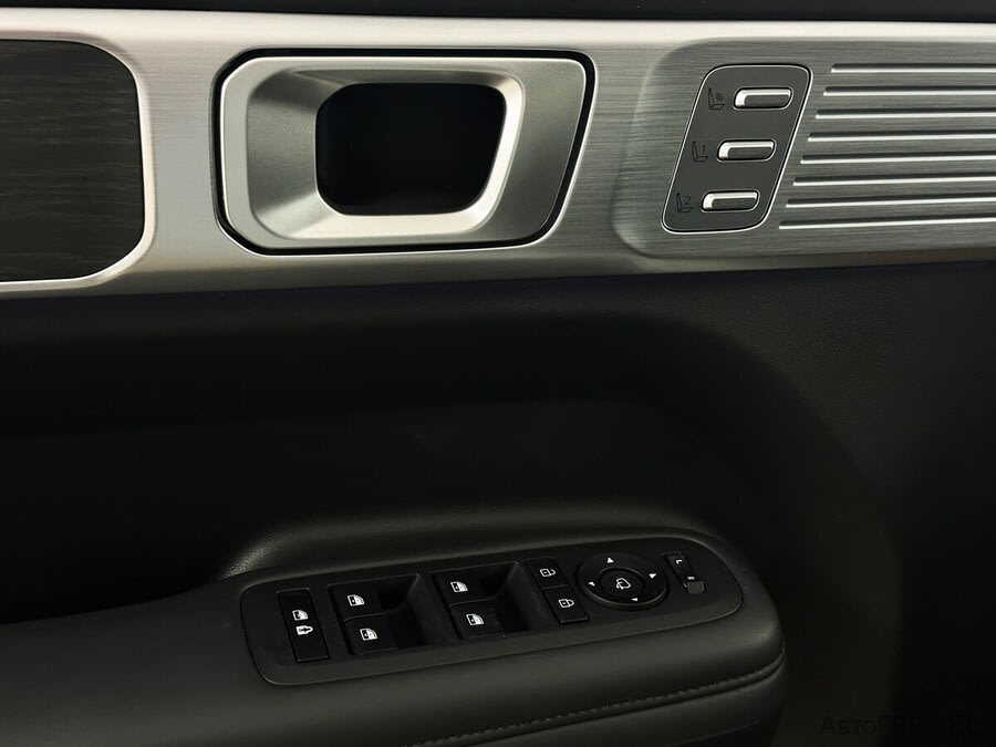 Фото HYUNDAI Santa Fe V с пробегом | №11 Фото HYUNDAI Santa Fe V с пробегом | №11