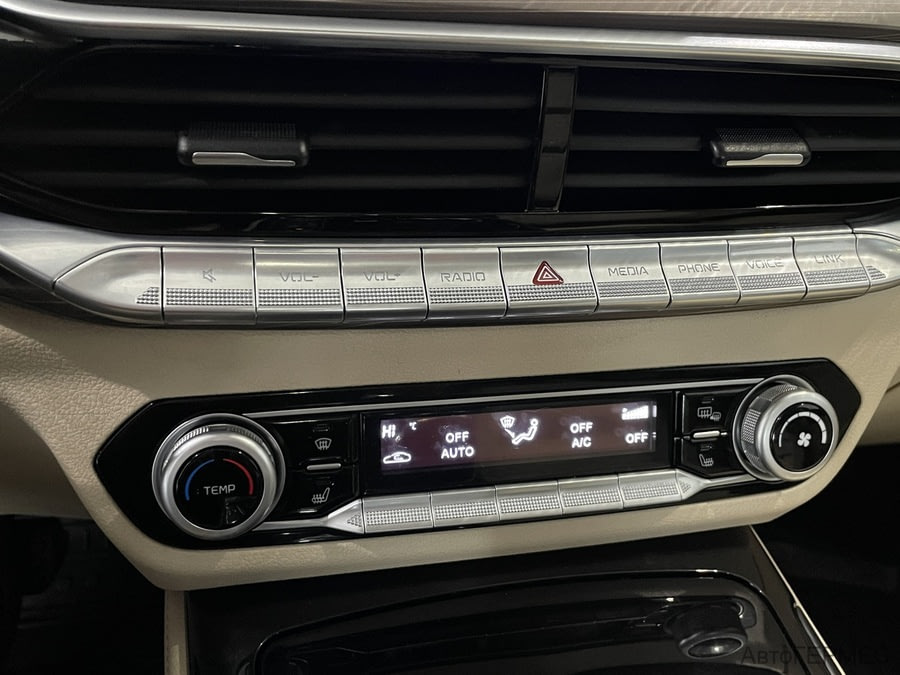 Фото FAW Bestune T77 I с пробегом | №7