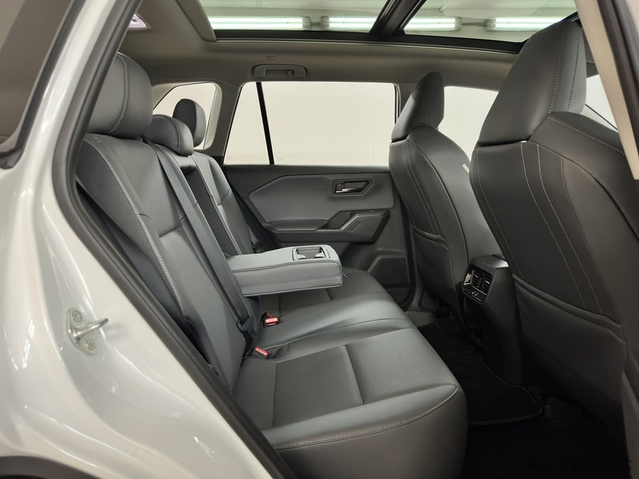 Фото TOYOTA RAV4 VI (XA60) с пробегом | №15