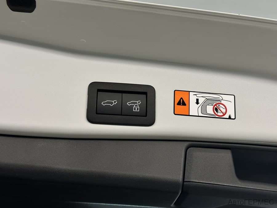 Фото TOYOTA RAV4 VI (XA60) с пробегом | №13