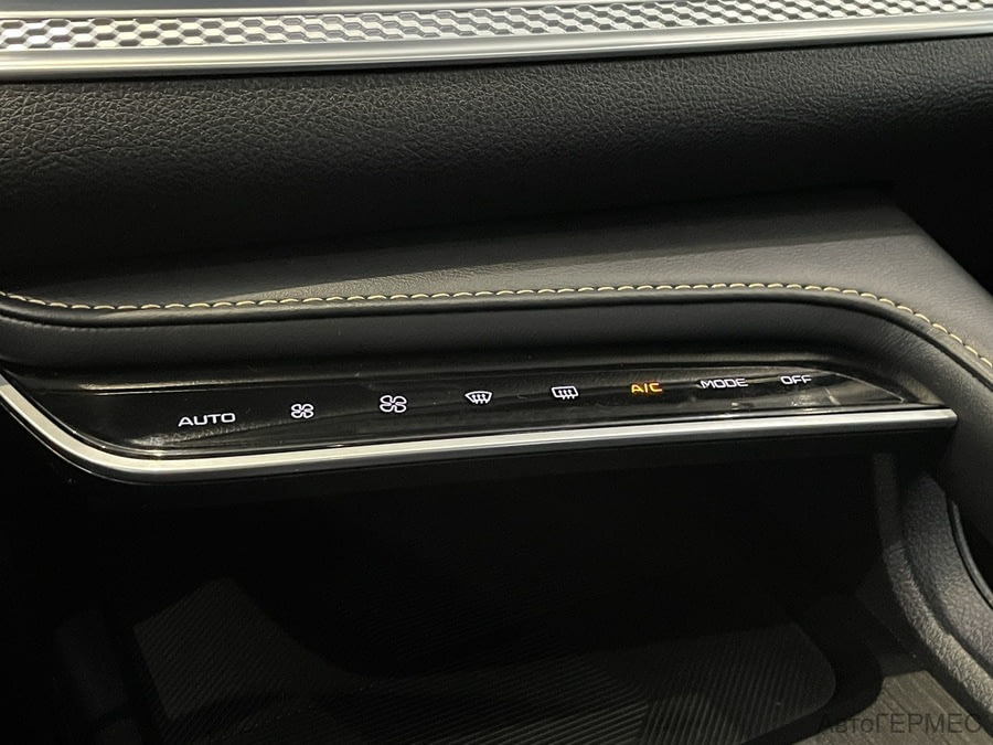 Фото FAW Bestune B70 I Рестайлинг с пробегом | №9