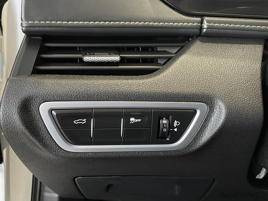 Фото FAW Bestune B70 I Рестайлинг с пробегом | №11