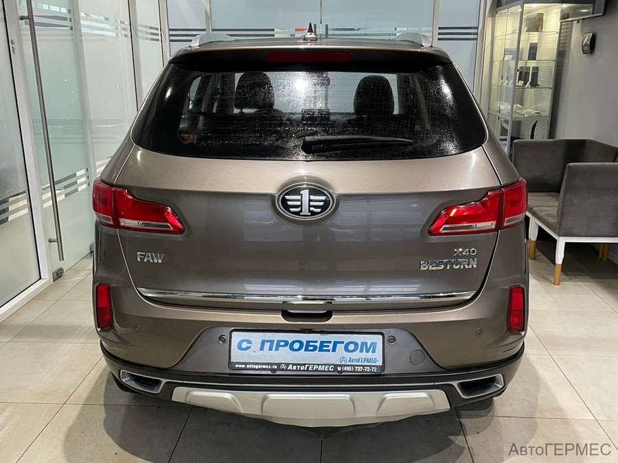Фото FAW Besturn X40 I с пробегом | №3