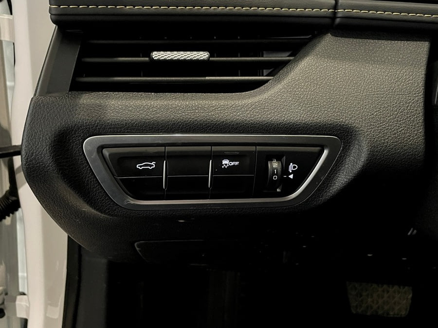 Фото FAW Bestune B70 I Рестайлинг с пробегом | №12