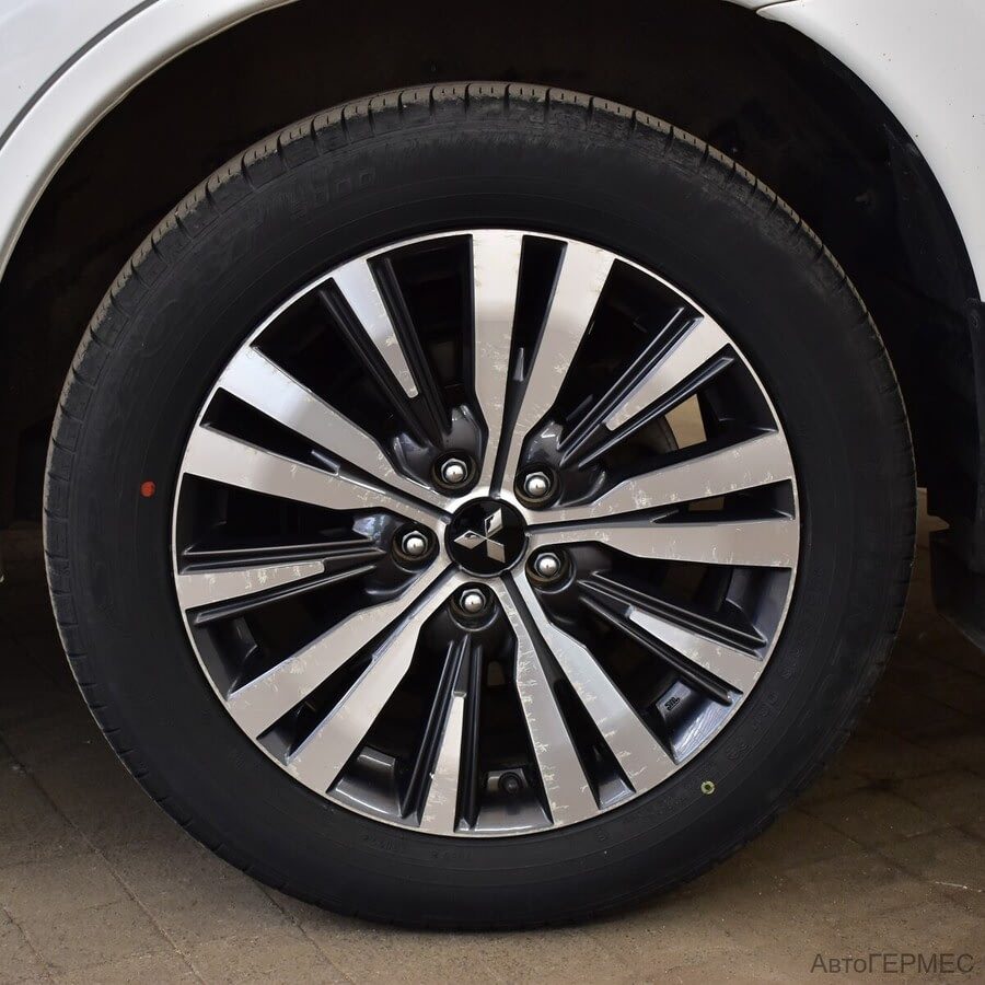 Фото MITSUBISHI Outlander III Рестайлинг 3 с пробегом | №18 Фото MITSUBISHI Outlander III Рестайлинг 3 с пробегом | №18