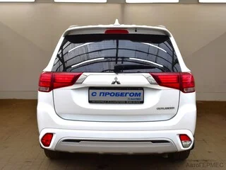 Фото MITSUBISHI Outlander III Рестайлинг 3 с пробегом Фото MITSUBISHI Outlander III Рестайлинг 3 с пробегом