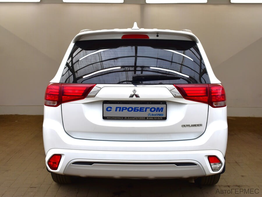 Фото MITSUBISHI Outlander III Рестайлинг 3 с пробегом | №3 Фото MITSUBISHI Outlander III Рестайлинг 3 с пробегом | №3