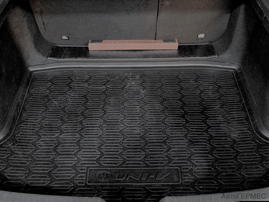 Фото CHANGAN UNI-V с пробегом | №13