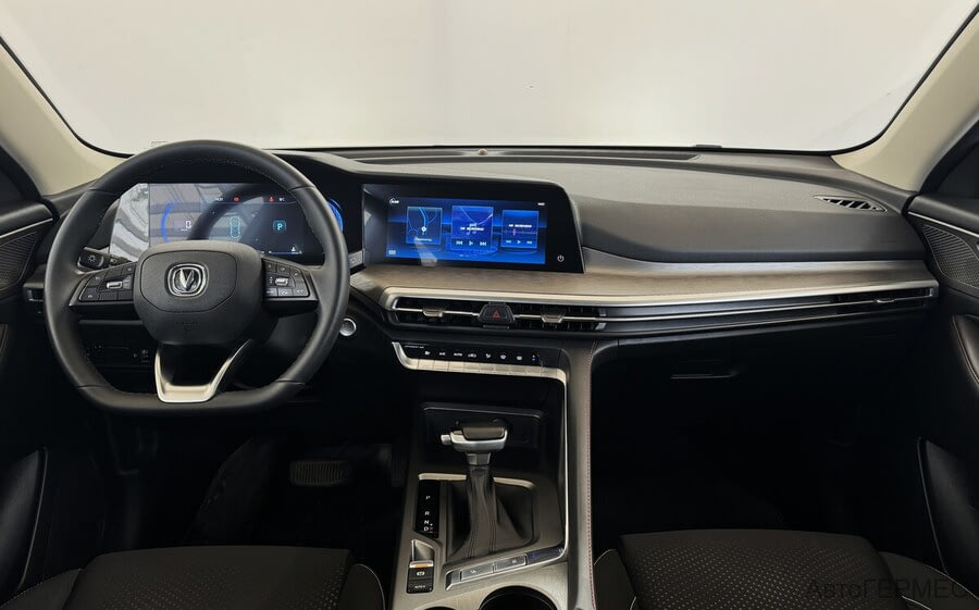 Фото CHANGAN CS35PLUS I рестайлинг с пробегом | №5