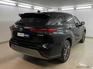 Фото TOYOTA Highlander IV (U70) с пробегом