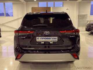 Фото TOYOTA Highlander IV (U70) с пробегом Фото TOYOTA Highlander IV (U70) с пробегом