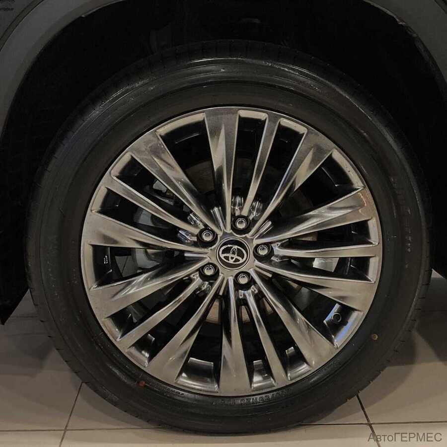 Фото TOYOTA Highlander IV (U70) с пробегом | №25