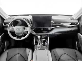 Фото TOYOTA Highlander IV (U70) с пробегом