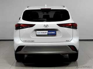 Фото TOYOTA Highlander IV (U70) с пробегом