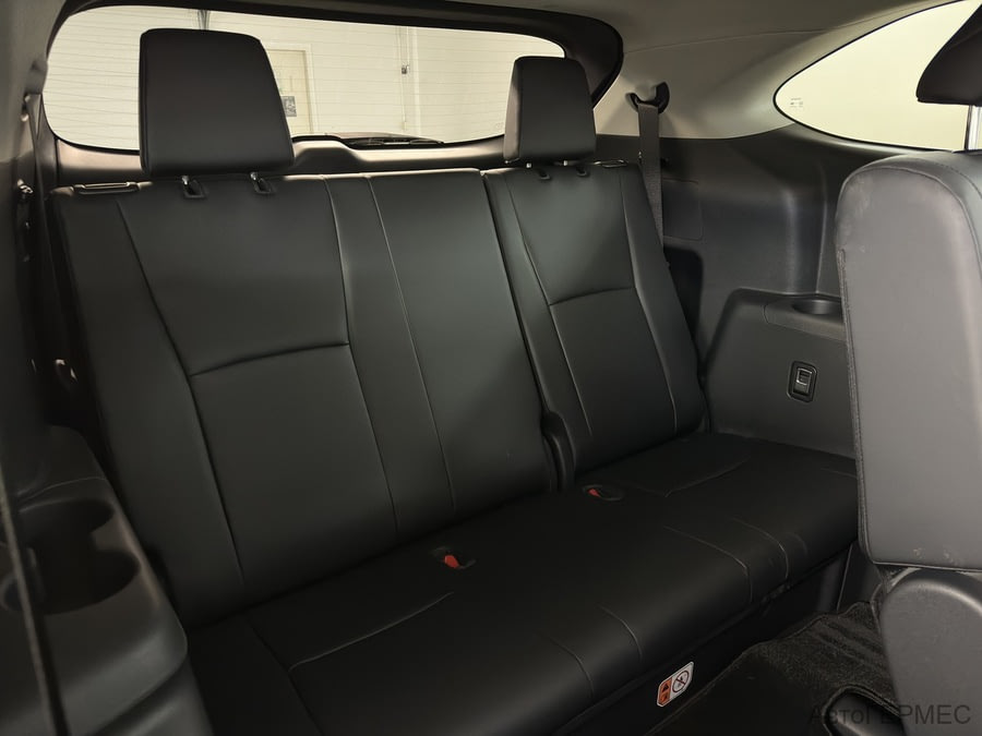 Фото TOYOTA Highlander IV (U70) с пробегом | №15