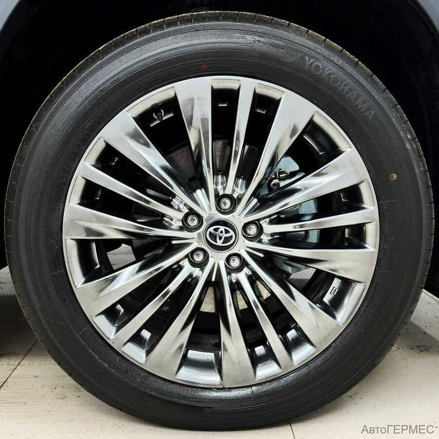 Фото TOYOTA Highlander IV (U70) с пробегом | №23