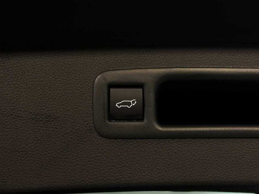 Фото TOYOTA Highlander IV (U70) с пробегом | №17