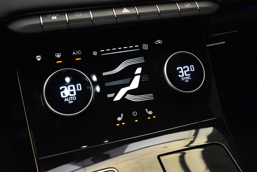 Фото Exeed LX II Рестайлинг с пробегом | №7