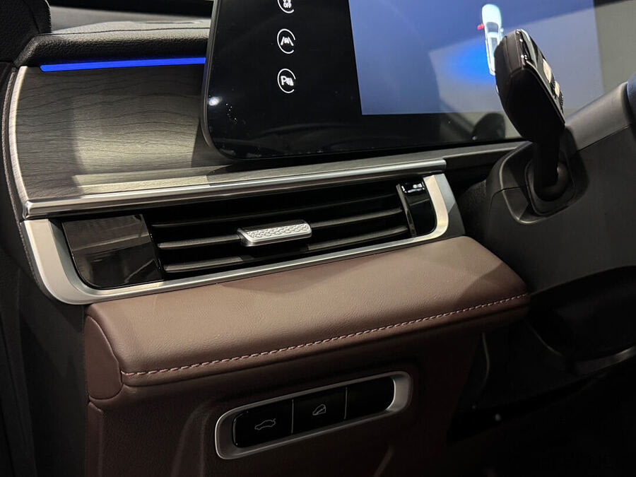 Фото CHERY Tiggo 8 Pro MAX I Рестайлинг с пробегом | №10