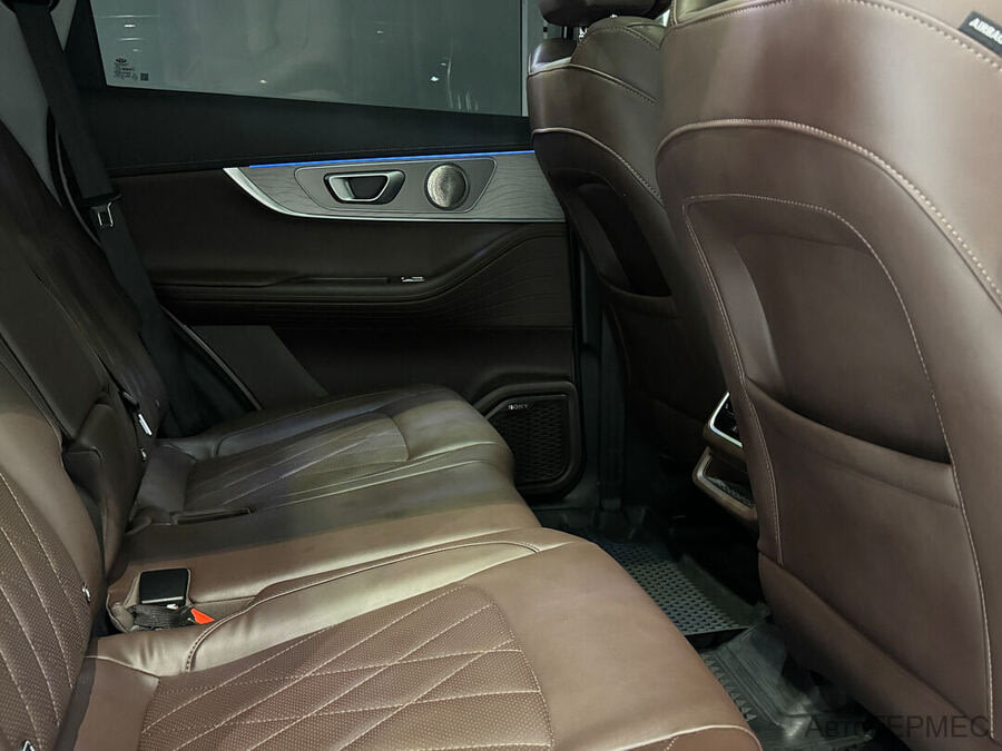 Фото CHERY Tiggo 8 Pro MAX I Рестайлинг с пробегом | №16