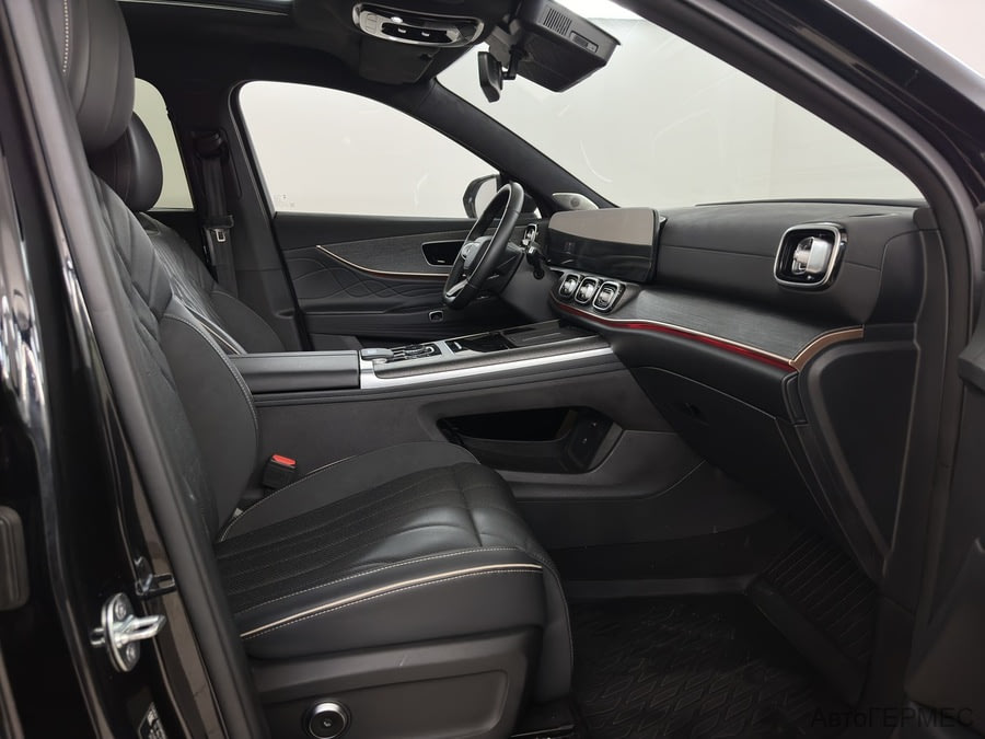 Фото Jaecoo J8 I с пробегом | №15