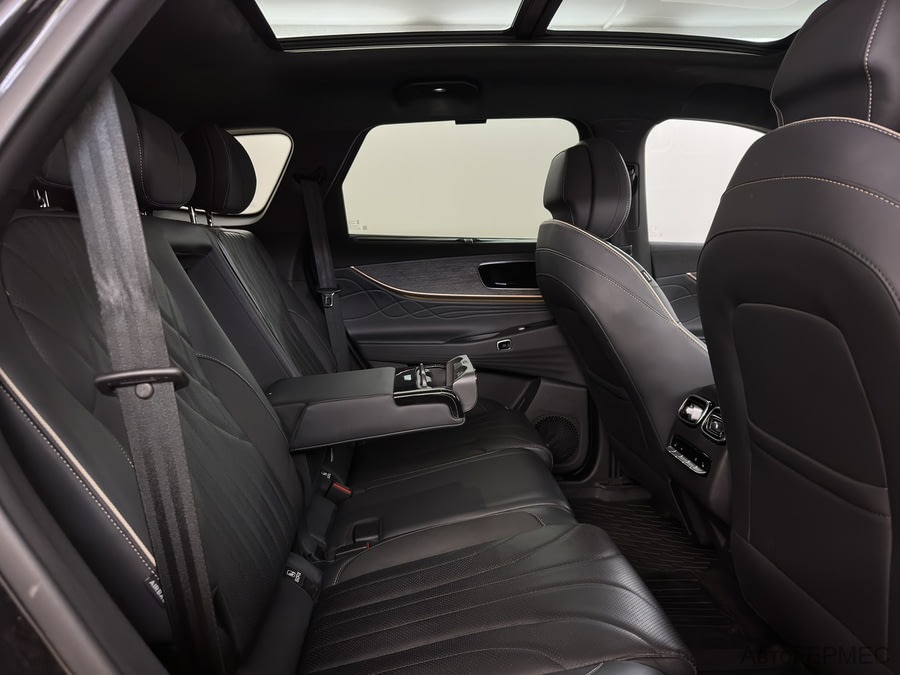 Фото Jaecoo J8 I с пробегом | №16