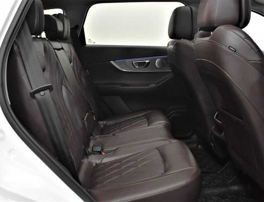 Фото CHERY Tiggo 8 Pro MAX I Рестайлинг с пробегом | №14