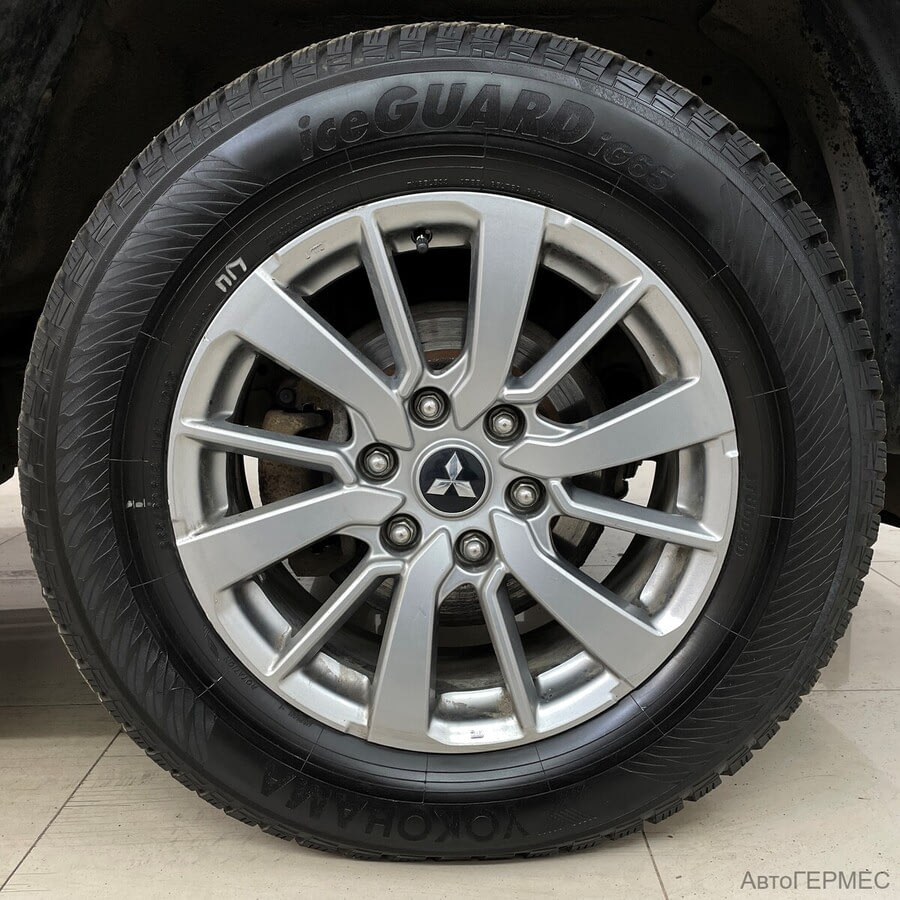 Фото MITSUBISHI Pajero Sport III с пробегом | №14