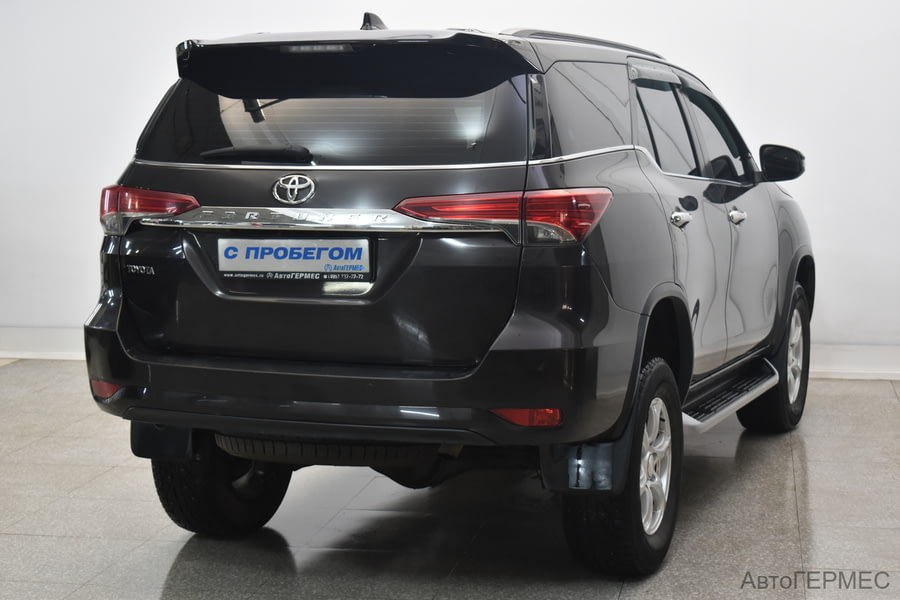 Фото TOYOTA Fortuner II с пробегом | №4 Фото TOYOTA Fortuner II с пробегом | №4