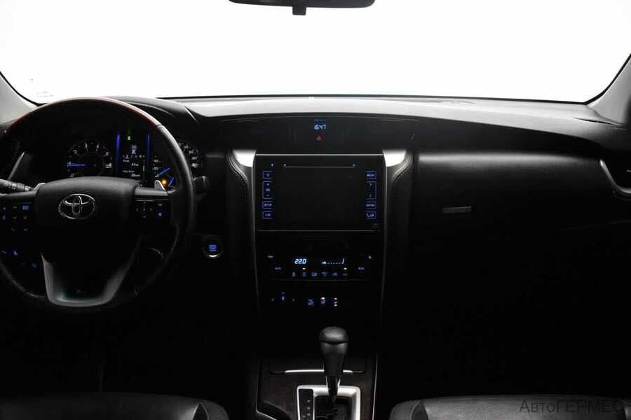 Фото TOYOTA Fortuner II с пробегом | №5