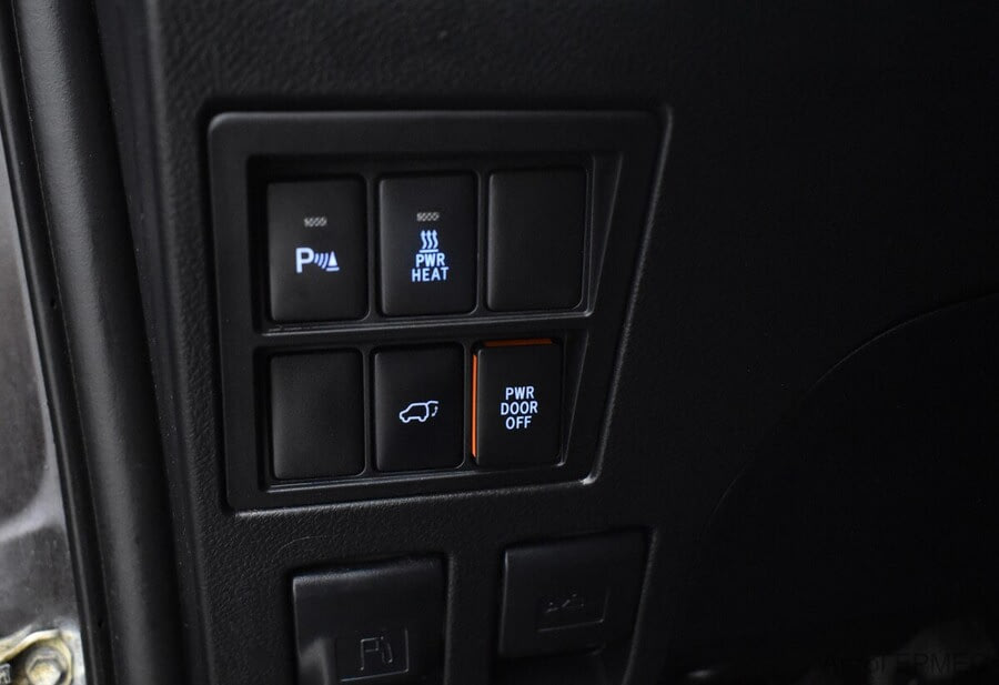 Фото TOYOTA Fortuner II с пробегом | №12 Фото TOYOTA Fortuner II с пробегом | №12