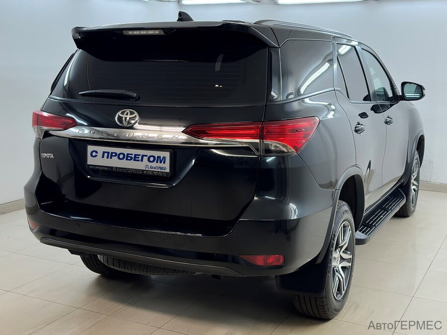Фото TOYOTA Fortuner II с пробегом | №4 Фото TOYOTA Fortuner II с пробегом | №4