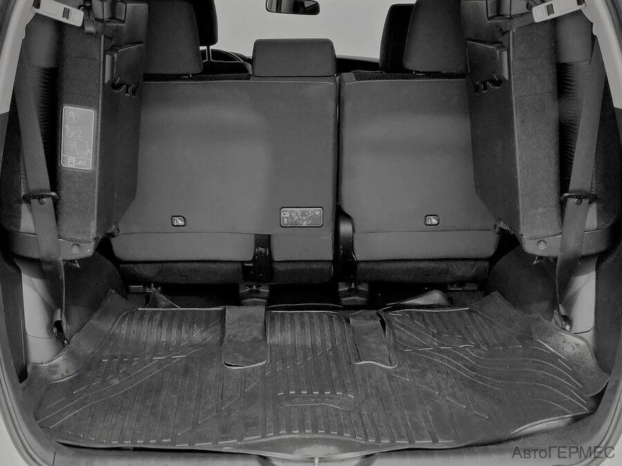 Фото TOYOTA Fortuner II Рестайлинг с пробегом | №13 Фото TOYOTA Fortuner II Рестайлинг с пробегом | №13