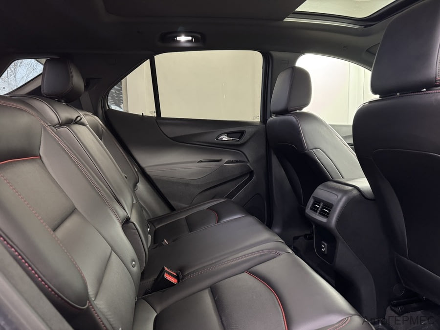 Фото Chevrolet Equinox III Рестайлинг с пробегом | №15 Фото Chevrolet Equinox III Рестайлинг с пробегом | №15